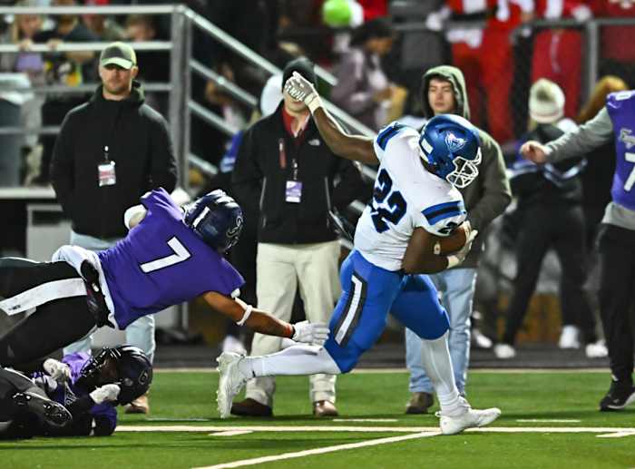 231124_00113_fb_6a_semi